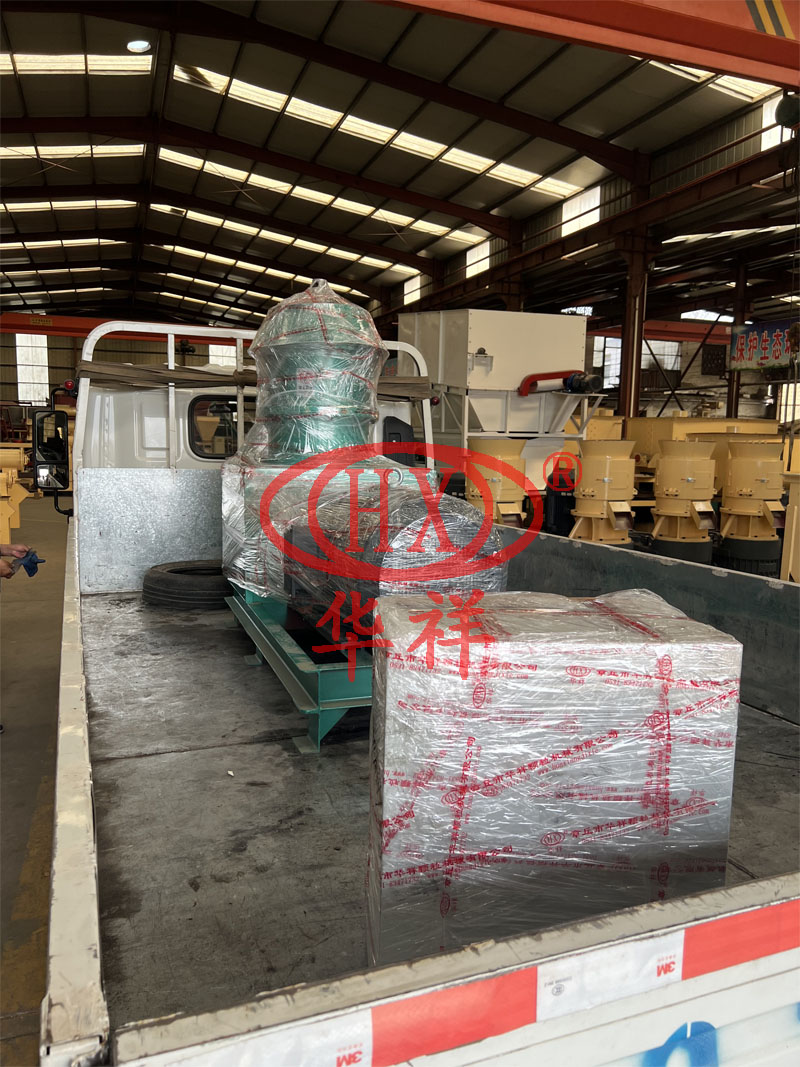 海參飼料顆粒機(jī).jpg 海參飼料顆粒機(jī).jpg